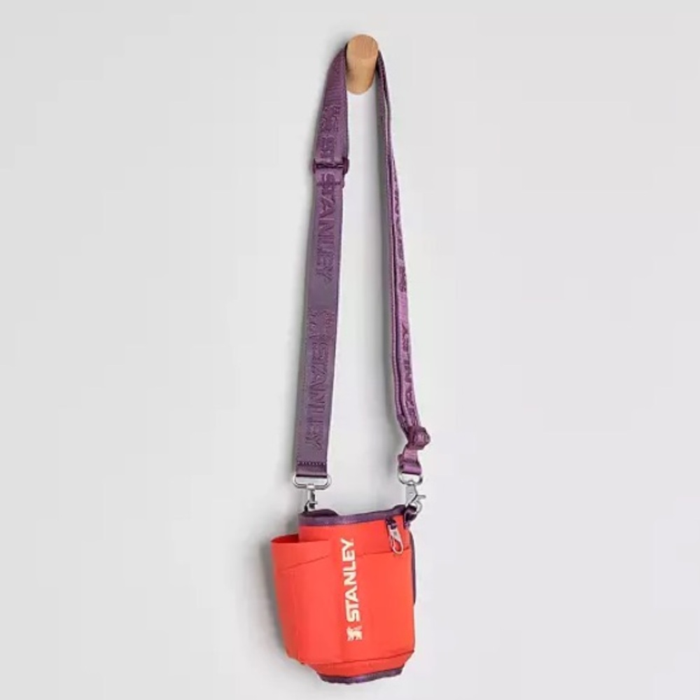 STANLEY All Day 40 oz. Quencher Carry-All in Tigerlily Plum NWB - Picture 6 of 10